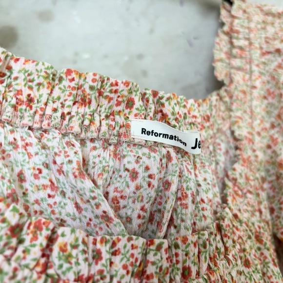 Reformation Vivi Dress in Siesta, Ditzy Floral Mini Babydoll Square Neck - Picture 3 of 5